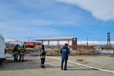 В Мончегорске тушили АЗС… Условно - murmansk.mk.ru - Мурманская обл. - Мончегорск