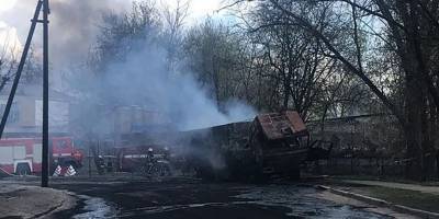 Сергей Гайдай - Пожар в Рубежном сегодня 22 апреля – в воинской части горел бензовоз – фото и видео - ТЕЛЕГРАФ - telegraf.com.ua - Луганская обл. - Одесса
