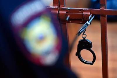 Десяти полицейским запросили почти 100 лет за гибель россиянина после допроса - lenta.ru - Владикавказ