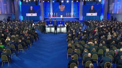 Владимир Путин - Решение поставленных в послании президентом задач уже началось - 1tv.ru