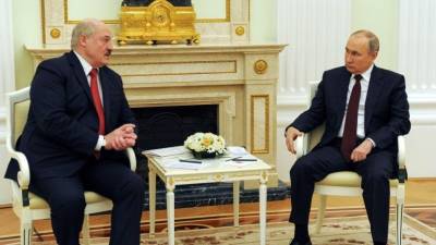 Владимир Путин - Александр Лукашенко - Путин намерен обсудить с Лукашенко «острые вопросы» - 5-tv.ru