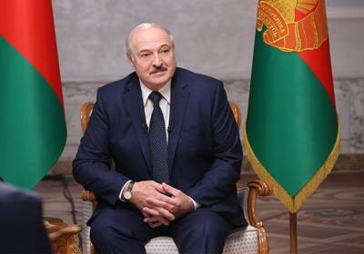 Владимир Зеленский - Владимир Путин - Петр Порошенко - Александр Лукашенко - Лукашенко высказался о переносе переговоров ТКГ из Минска: Баба с возу - коню легче - kp.ua - Минск