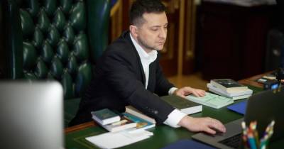 Владимир Зеленский - Владимир Путин - Виктор Водолацкий - Депутат о приглашении Зеленского в Москву: Россия всем предлагала мир - ren.tv - Москва