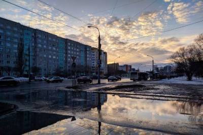 Метеорологи предсказали в Омске ясное небо на полтора дня и тепло до +16 - omsk.mk.ru - Омск