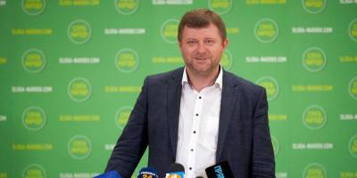 Александр Лукашенко - Александр Корниенко - Евгений Шевченко - Глава Слуги народа о нардепе Шевченко: Нужно отпускать людей, которые хотят идти в свободное плавание - nv.ua