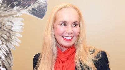 Иосиф Кобзон - Должник вдовы Кобзона вернет ей 25 миллионов долларов элитными иномарками - 5-tv.ru - Ставрополье