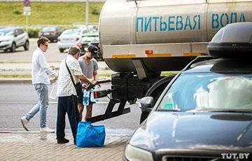 Стало известно, куда утром в пятницу доставили цистерны с питьевой водой для минчан - charter97.org - Минск - Октябрьск - Ленинск