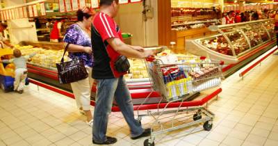 Более половины россиян поддерживают введение продуктовых карточек - readovka.news