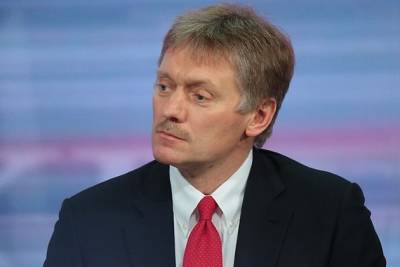 Александр Осипов - Песков: Кремль проверит информацию с высадкой пассажиров в Чите ради губернатора - chita.ru - Чита
