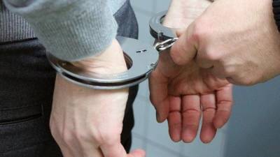 Сотрудник прокуратуры Алушты попался на организации незаконной миграции с Украины - politros.com - Крым - Севастополь