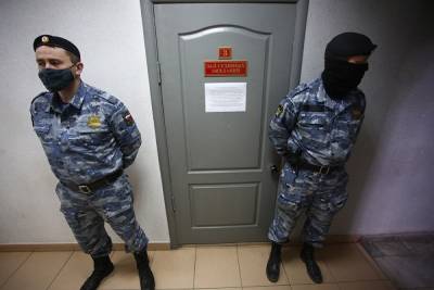 Александр Передрук - В Петербурге активистке удалось отсудить у МВД 20 тыс. за задержание и двое суток в камере - znak.com - Санкт-Петербург