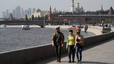 Владимир Путин - Анна Попова - В Конфедерации труда России назвали логичным решение сделать майские праздники нерабочими - russian.rt.com