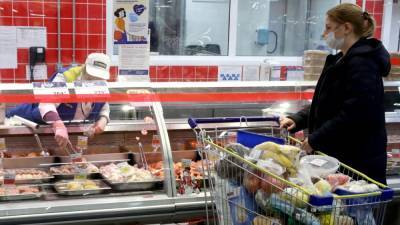 Россияне стали больше экономить на продуктах питания - svoboda.org
