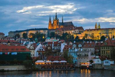 Эксперты рассказали о причинах натянутых отношений между Прагой и Москвой - vm.ru - Москва - Чехия - Прага