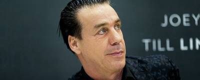 Тилль Линдеманн - Вокалиста Rammstein Тилля Линдеманна заметили за ужином с россиянкой - runews24.ru - Рига