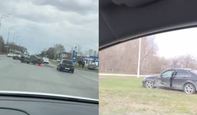 В Тюмени Мерседес вылетел с трассы на несколько метров после ДТП на Щербакова - nashgorod.ru - Тюмень
