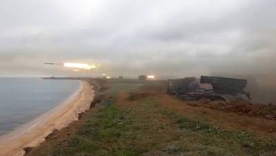 Мария Захарова - МИД: Москва недоумевает по поводу реакции Запада на учения РФ на своей территории - gazeta.ru - Москва