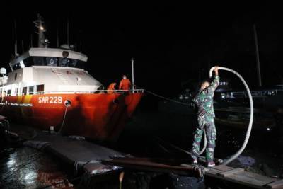Поиск пропавшей индонезийской субмарины. Времени осталось мало - anna-news.info - Индонезия