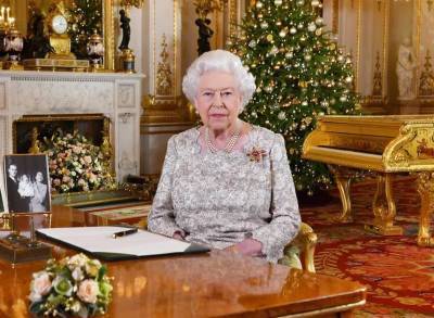 Елизавета II - король Георг VI (Vi) - принц Филипп - Ii (Ii) - Какие украшения принц Филипп дарил королеве Елизавете II - skuke.net - Англия - Брак