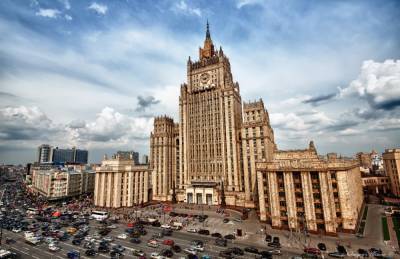 Жозепа Борреля - Марья Захарова - В МИД РФ заявили, что Киев стягивает технику и вооружение на Донбасс - sharij.net - Киев