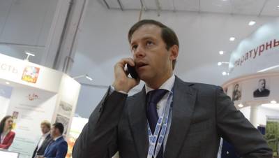 Денис Мантуров - Минпромторг ждёт новых запретов на закупки импортной электроники - dp.ru