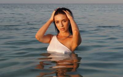 Блогер - Сексуальная украинская блогер снялась голой в море: горячее видео 18+ - 24tv.ua - Египет