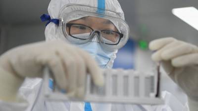 В Китае назвали сроки выпуска вакцины-спрея от коронавируса - iz.ru - Гонконг