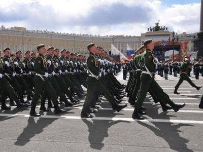 Владимир Путин - Эксперт рассказал, каким профессиям предстоит провести майские выходные на работе - ivbg.ru