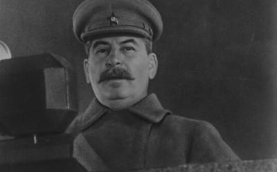 Иосиф Сталин - Почему Сталин отказался первым сообщать о нападении Гитлера - russian7.ru - Киев - Смоленск - Минск - Псков