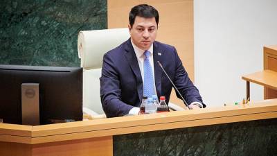 Арчил Талаквадзе - Спикер парламента Грузии подал в отставку - iz.ru - Грузия