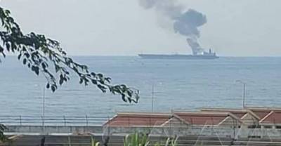 В Сирии загорелся танкер после атаки беспилотника - reendex.ru - Сирия - Сана - Ливан