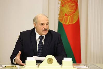 Александр Лукашенко - Лукашенко заявил, что готовивший переворот Зенкович ответит «на всю катушку» - vm.ru - Белоруссия