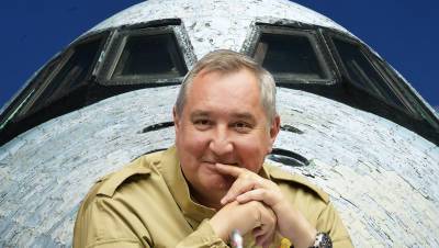 Илон Маск - Дмитрий Рогозин - Рогозин опроверг информацию о доставке российских космонавтов на МКС Crew Dragon'ом - gazeta.ru