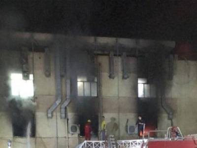 Количество погибших в результате взрыва и пожара в COVID-больнице в Багдаде возросло до 28 - unn.com.ua - Киев - Ирак - Багдад