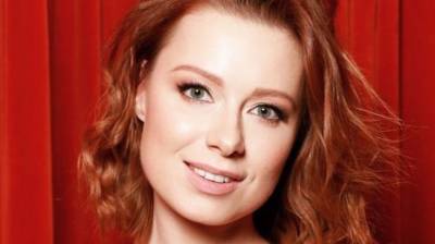Ольга Бузова - Ирина Дубцова - Иосиф Пригожин - Юрий Стоянов - Юлия Савичева - Марк Тишман - Марина Крав - Светлана Хоркина - Кирилл Туриченко - Певица Юлия Савичева раскритиковала шоу "Маска" - inforeactor.ru