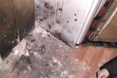 В результате взрыва гранаты в жилом доме Новоуральска погибли два человека - runews24.ru - Новоуральск