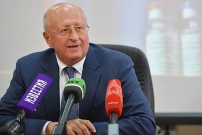 Татьяна Голикова - Анна Попова - Михаил Мурашко - Павел Зарубин - Александр Гинцбург - Гинцбург назвал возможный срок завершения пандемии коронавируса в России - lenta.ru - Москва