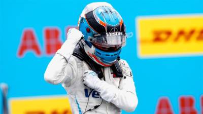 "Формула-Е". Mercedes де Вриса выиграл гонку в Валенсии - vesti.ru - Англия - Бельгия - Испания - Саудовская Аравия - Голландия