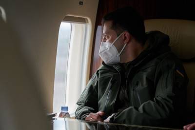 Алексей Резников - Политолог объяснил отказ Зеленского ехать в Москву страхом перед "козырями" Путина - inforeactor.ru - Москва