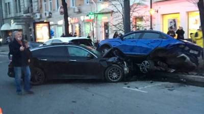 Массовое ДТП произошло на проспекте Революции в Воронеже - vestivrn.ru - Воронеж