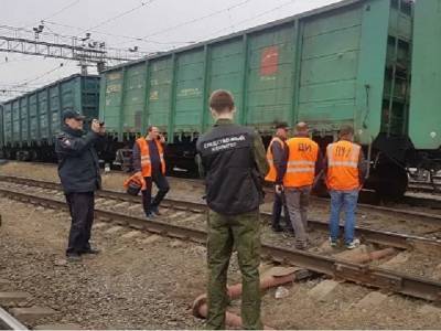 В Челябинской области семь вагонов сошли с рельсов - u24.ru - Челябинская обл. - Челябинск - Уральск