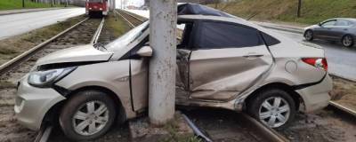 Водитель, врезавшийся в столб в Череповце, отказался от медосвидетельствования - runews24.ru - Череповец