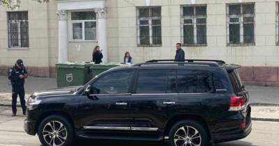 Убийство в центре Днепра: установлена личность стрелка - dsnews.ua - Днепр