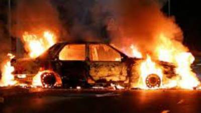 Сразу два автомобиля сгорели этой ночью в Иванове - runews24.ru