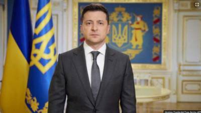 Владимир Зеленский - Путин - Зеленский ответил на обвинения Путина «об ущемлении прав русскоговорящих» - lenta.ua - Украина