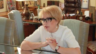 Янина Павленко - Мэр Ялты назвала выдумкой сообщения о стоимости ее украшений - polit.info - Крым - Ялты - Ялта