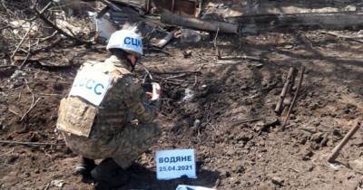 Боевики из минометов обстреляли жилые дома в Водяном: фото - tsn.ua - Донецкая обл.