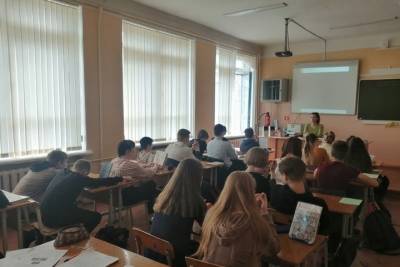 О вреде палов травы рассказали детям сотрудники Полистовского заповедника - mk-pskov.ru