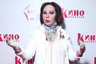 Жанна Агузарова - Изменившаяся до неузнаваемости Жанна Агузарова вышла в свет и шокировала фанатов - versia.ru