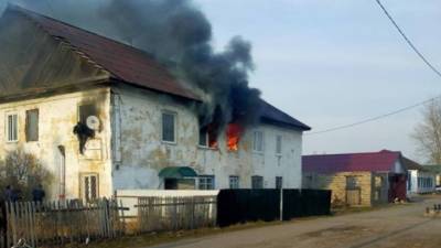 В Хакасии трое детей погибли, оставшись одни в запертой квартире - vesti.ru - респ. Хакасия